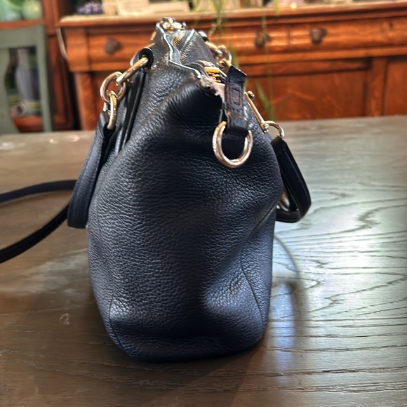 Coach Bag with Handles and Cross Body/Shoulder Strap. Silver Hardware - Picture 5 of 13